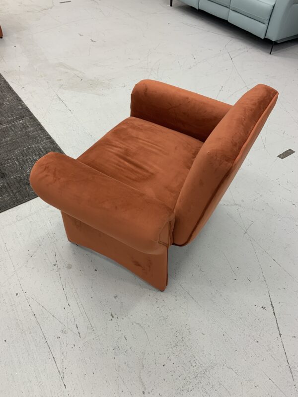 rust mod accent chair