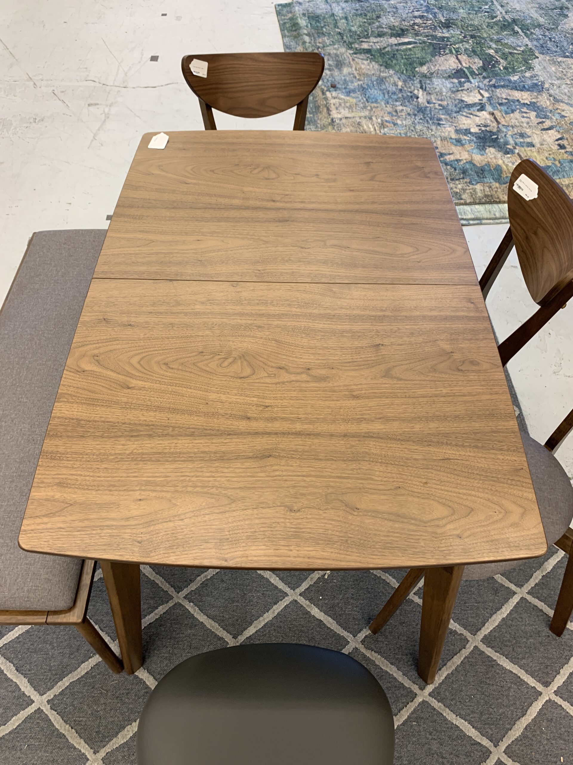 walnut expandable dining table