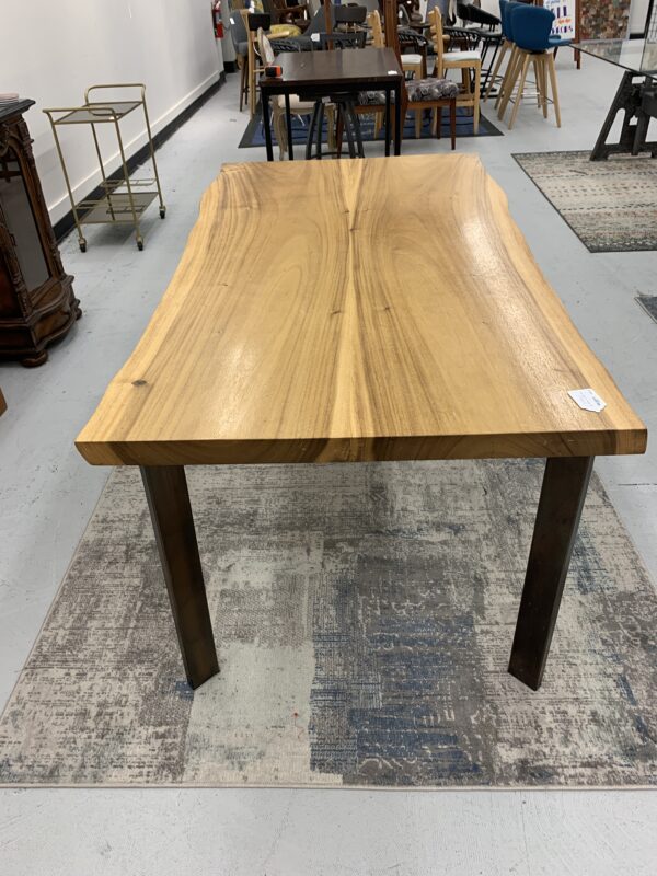 walnut expandable dining table