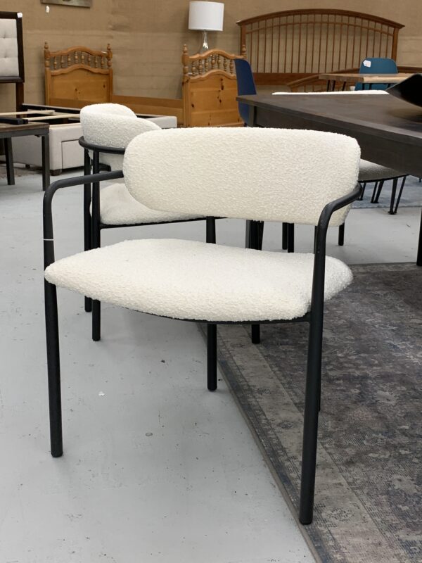 ivo;ry boucle chair w/ arms