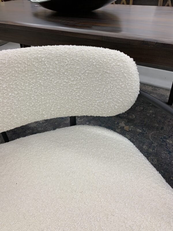 ivo;ry boucle chair w/ arms